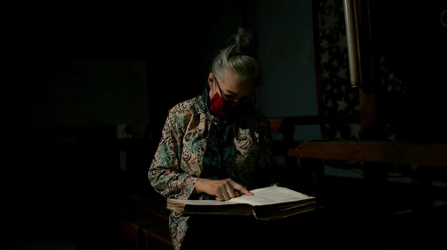 Merekam Jatuh Bangun Perjalanan Gereja Transpuan Tertua di Pulau Jawa